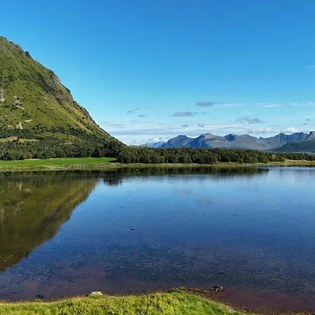 Wildlife Retreat Lofoten 샬레 Bostad